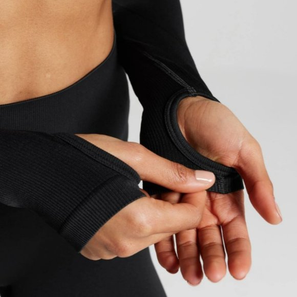 EUC Gymshark Flex Sports Long Sleeve Black Crop Top size small - Picture 4 of 9